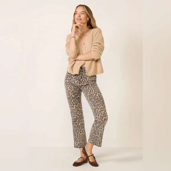 GOOD AMERICAN Good Kick Flare - Lucky Leopard - Picture 5 of 5